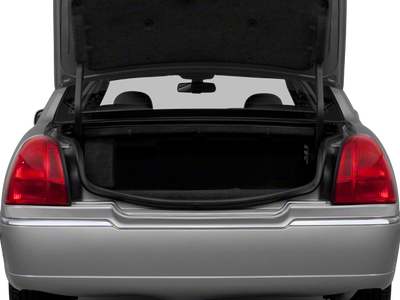 2011 Lincoln Town Car Signature Limited