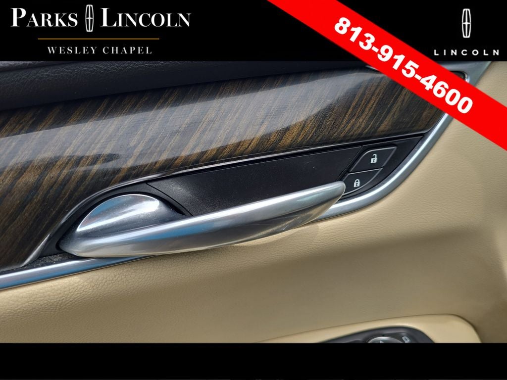 2017 Cadillac XT5 Base