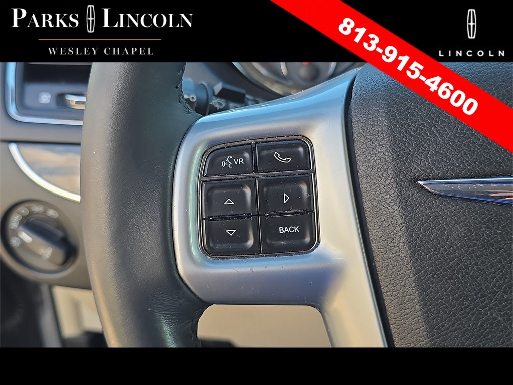 2013 Chrysler Town & Country Touring