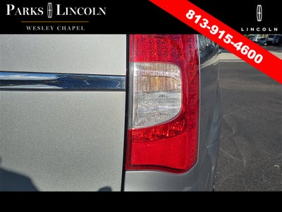 2013 Chrysler Town & Country Touring