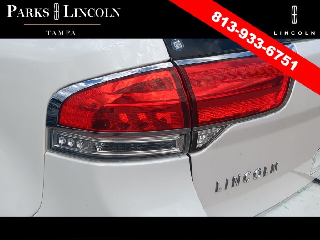 2011 Lincoln MKX Base
