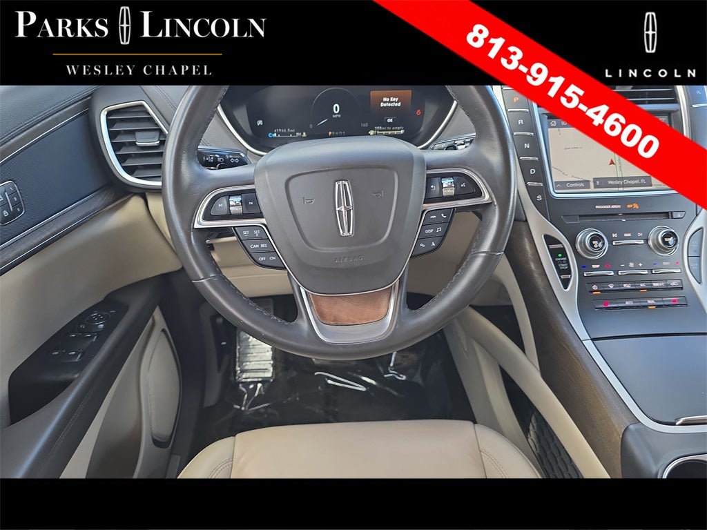 2019 Lincoln Nautilus Select