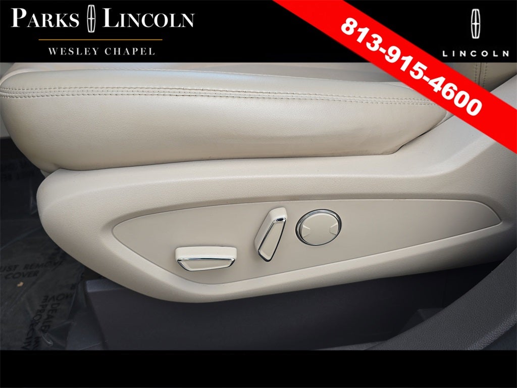 2019 Lincoln Nautilus Select