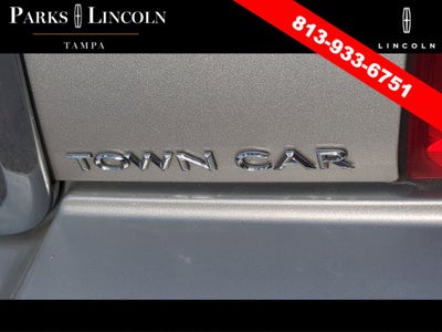 2011 Lincoln Town Car Signature Limited