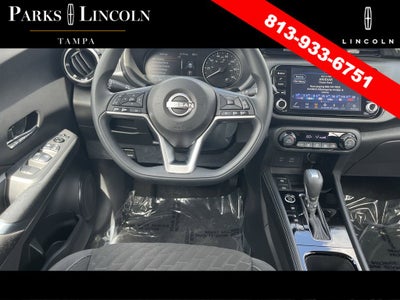2022 Nissan Kicks SV