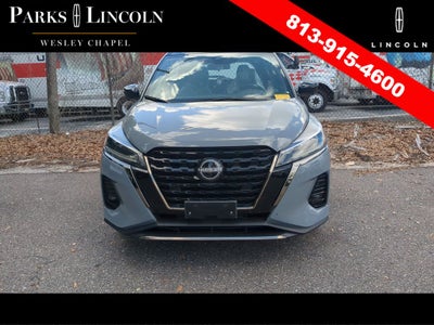 2023 Nissan Kicks SR
