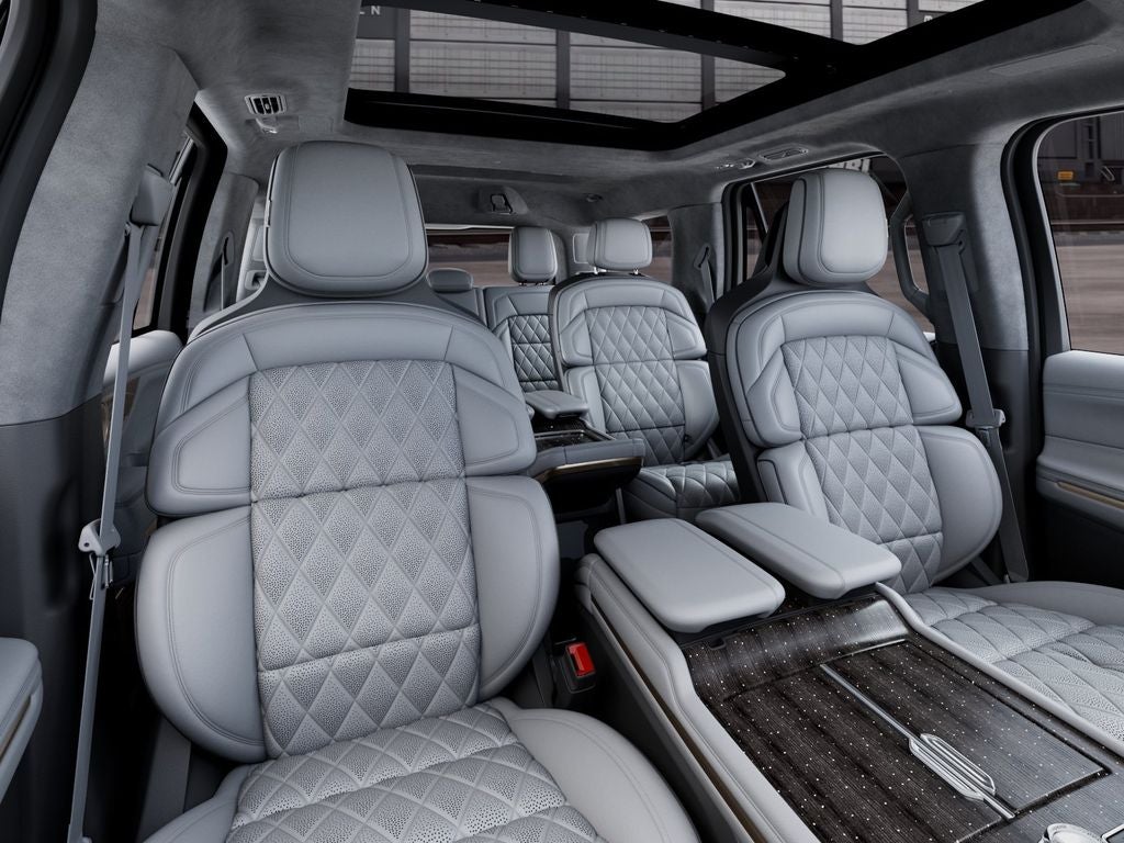 2027 Lincoln Navigator Black Label InTransit
