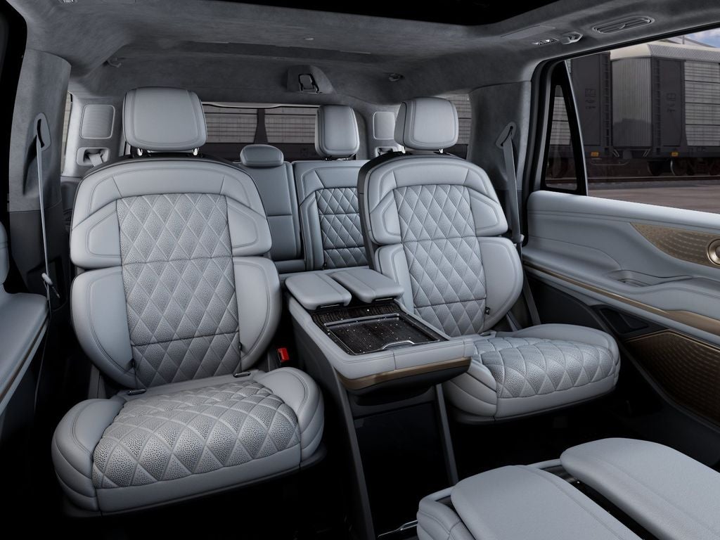 2027 Lincoln Navigator Black Label InTransit