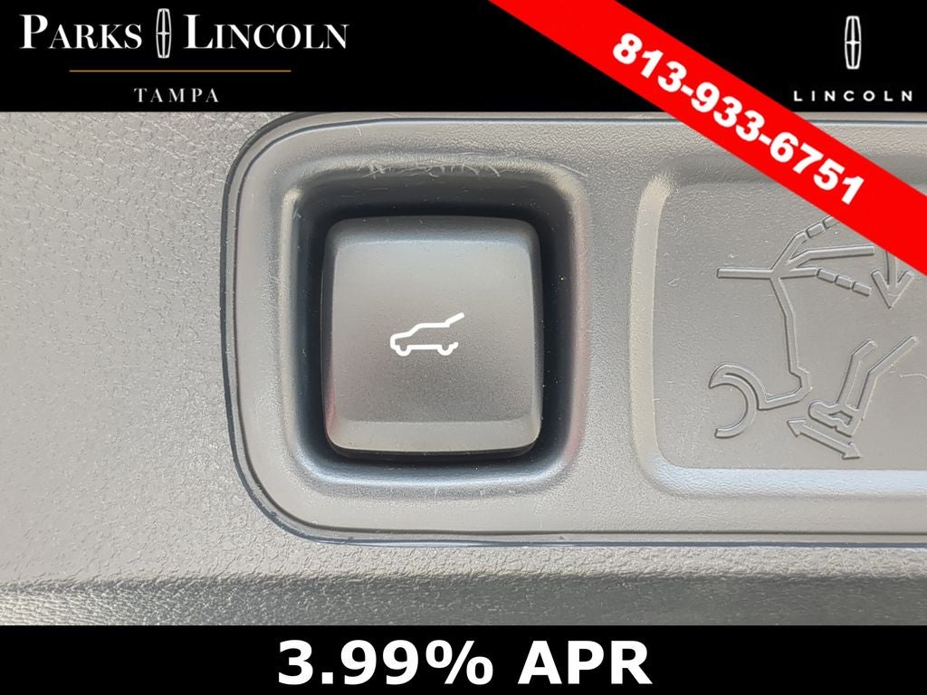 2022 Lincoln Navigator Black Label