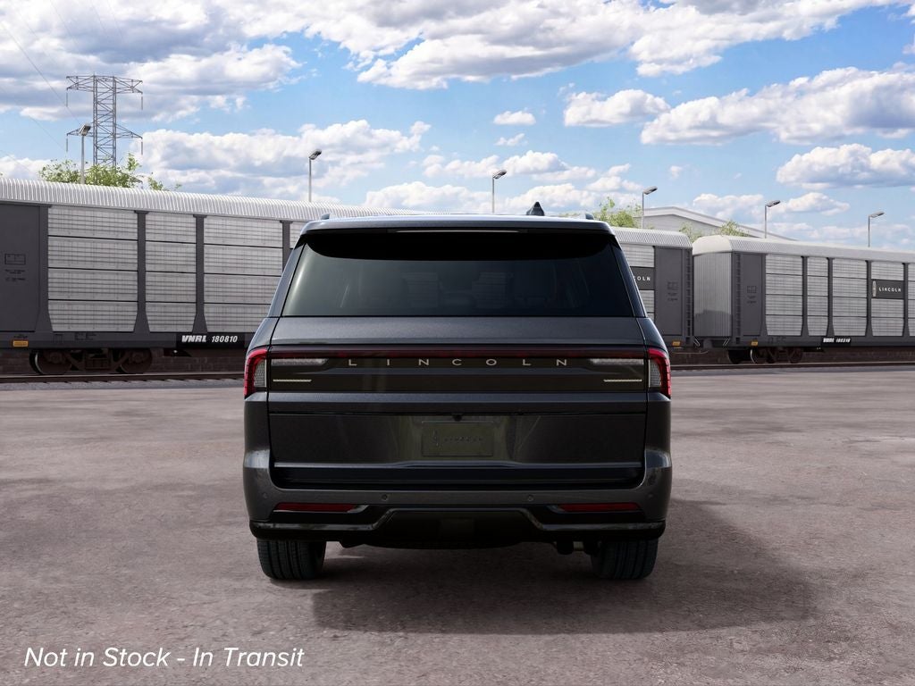 2027 Lincoln Navigator L Reserve