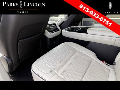 2023 Lincoln Navigator L Black Label