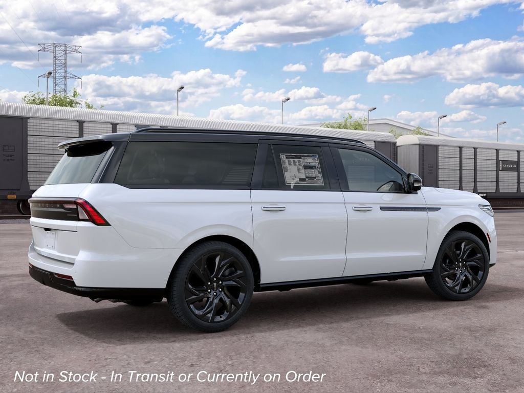 2027 Lincoln Navigator L Black Label InTransit