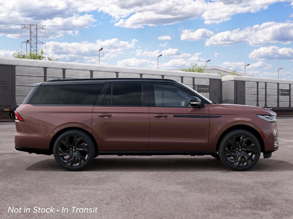 2027 Lincoln Navigator L Black Label