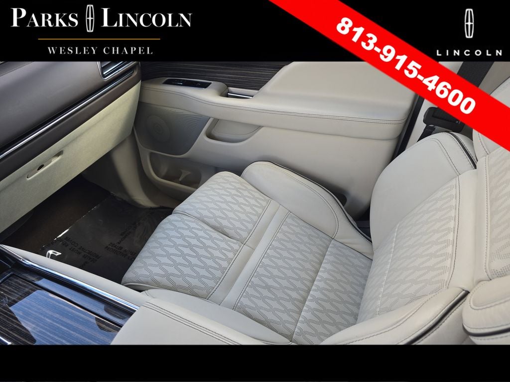 2022 Lincoln Navigator L L Black Label