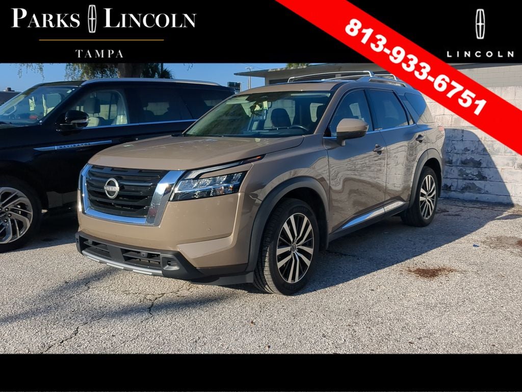 2023 Nissan Pathfinder Platinum