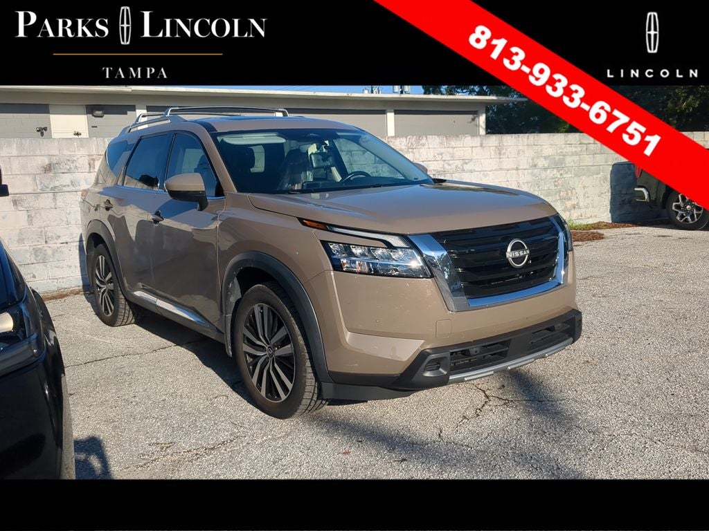 2023 Nissan Pathfinder Platinum