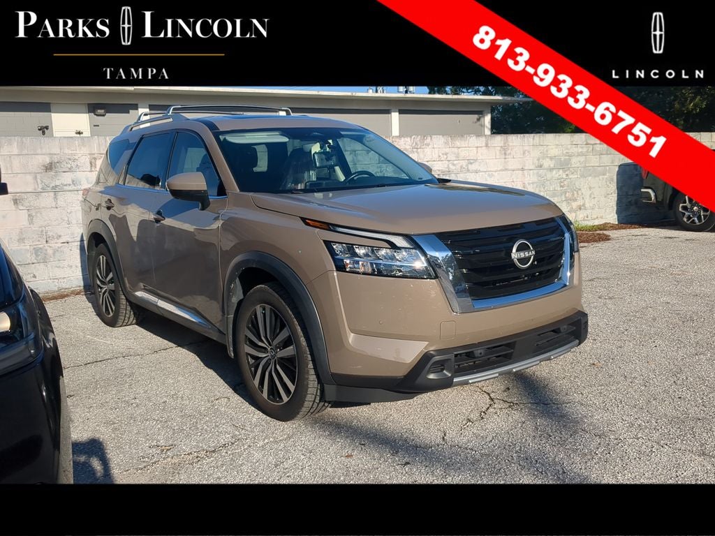 2023 Nissan Pathfinder Platinum