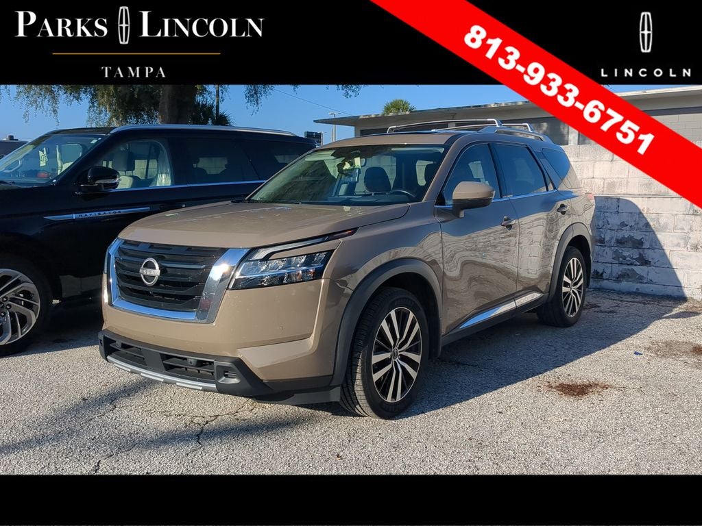 2023 Nissan Pathfinder Platinum