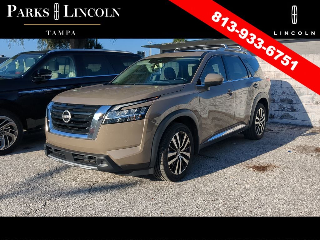 2023 Nissan Pathfinder Platinum