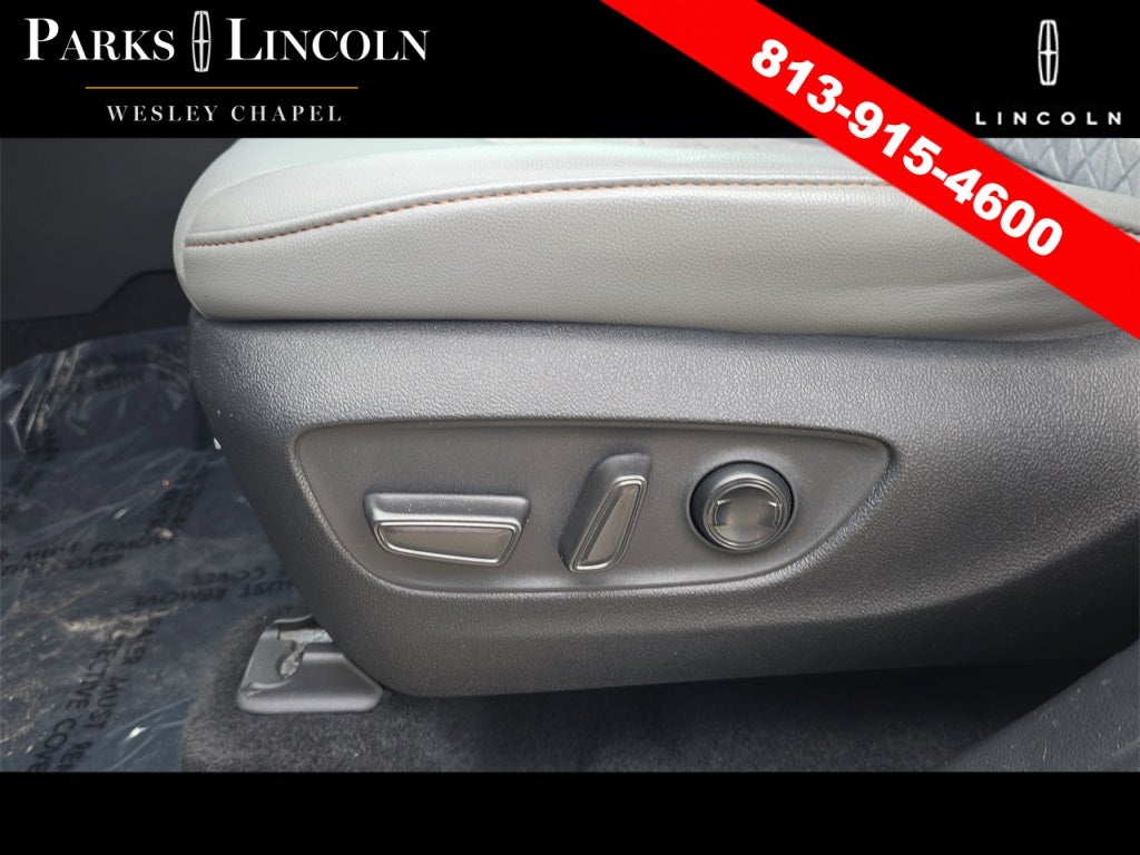 2022 Toyota Highlander Hybrid Bronze Edition