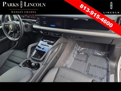 2025 Porsche Cayenne Base