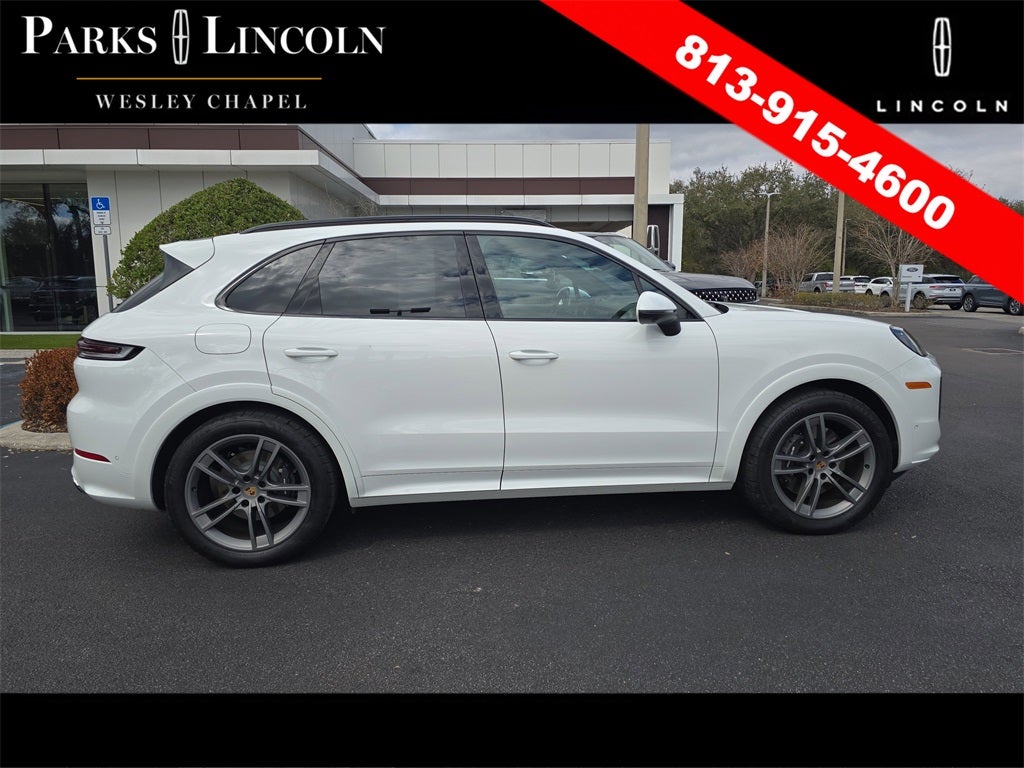 2025 Porsche Cayenne Base