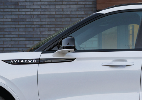 The driver’s door of a white 2025 Lincoln Aviator® SUV is showcased. | Parks Lincoln of Wesley Chapel in Wesley Chapel FL