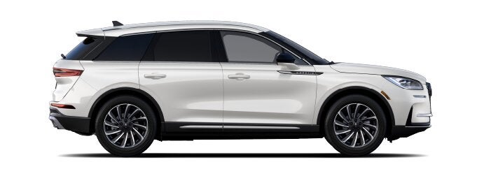 The passenger side of a Lincoln Corsair® SUV is shown in the Ceramic Pearl extra-cost exterior paint option. | Parks Lincoln of Wesley Chapel in Wesley Chapel FL