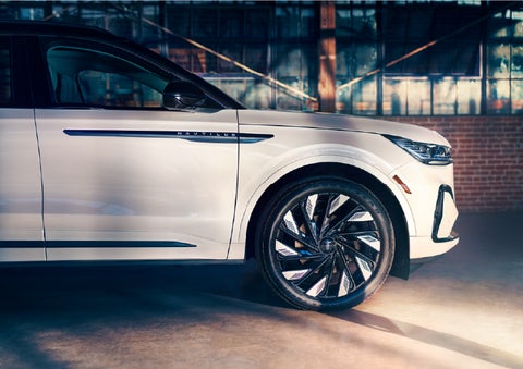 The wheels of the available Jet Appearance Package are highlighted. | Parks Lincoln of Wesley Chapel in Wesley Chapel FL