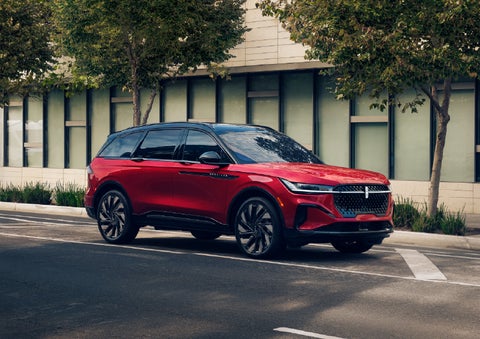 2026 Lincoln Nautilus® SUV with the available Jet Appearance Package and Hybrid transmission. | Parks Lincoln of Wesley Chapel in Wesley Chapel FL