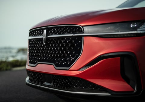 The sleek grille of a 2026 Lincoln Nautilus® SUV with the available Jet Appearance Package makes a bold statement. | Parks Lincoln of Wesley Chapel in Wesley Chapel FL