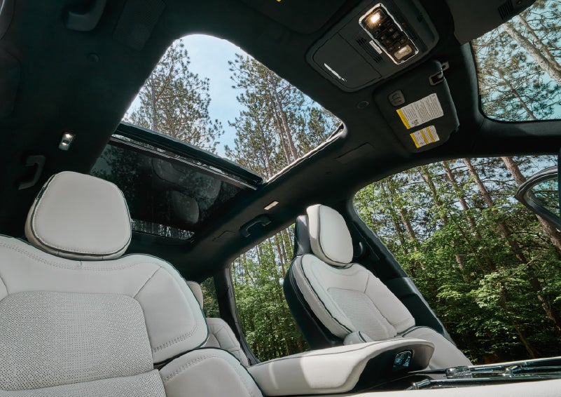 The front seats of a 2027 Lincoln Aviator® Black Label™ SUV | Parks Lincoln of Wesley Chapel in Wesley Chapel FL
