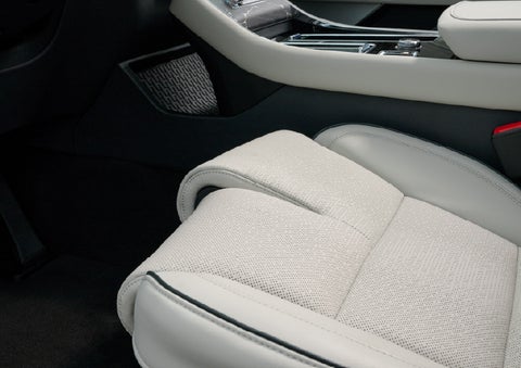 The front passenger Perfect Position seat is shown with the thigh extender adjusted.| Parks Lincoln of Wesley Chapel in Wesley Chapel FL
